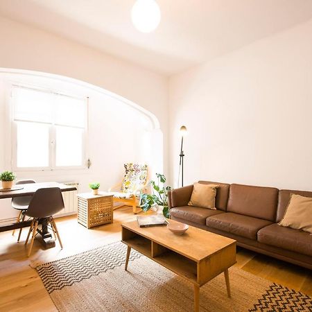 Casa Playa Zurriola-Aviso-Obras En La Fachada Del Patio Hasta Mayo O Junio-No Ha Habido Quejas Por El Ruido-Precio Bajo- House Playa Zurriola-Warning-Works On The Facade Of The Patio Until May Or June-There Have Been No Noise Complaints- Low Price 圣塞瓦斯蒂安 外观 照片